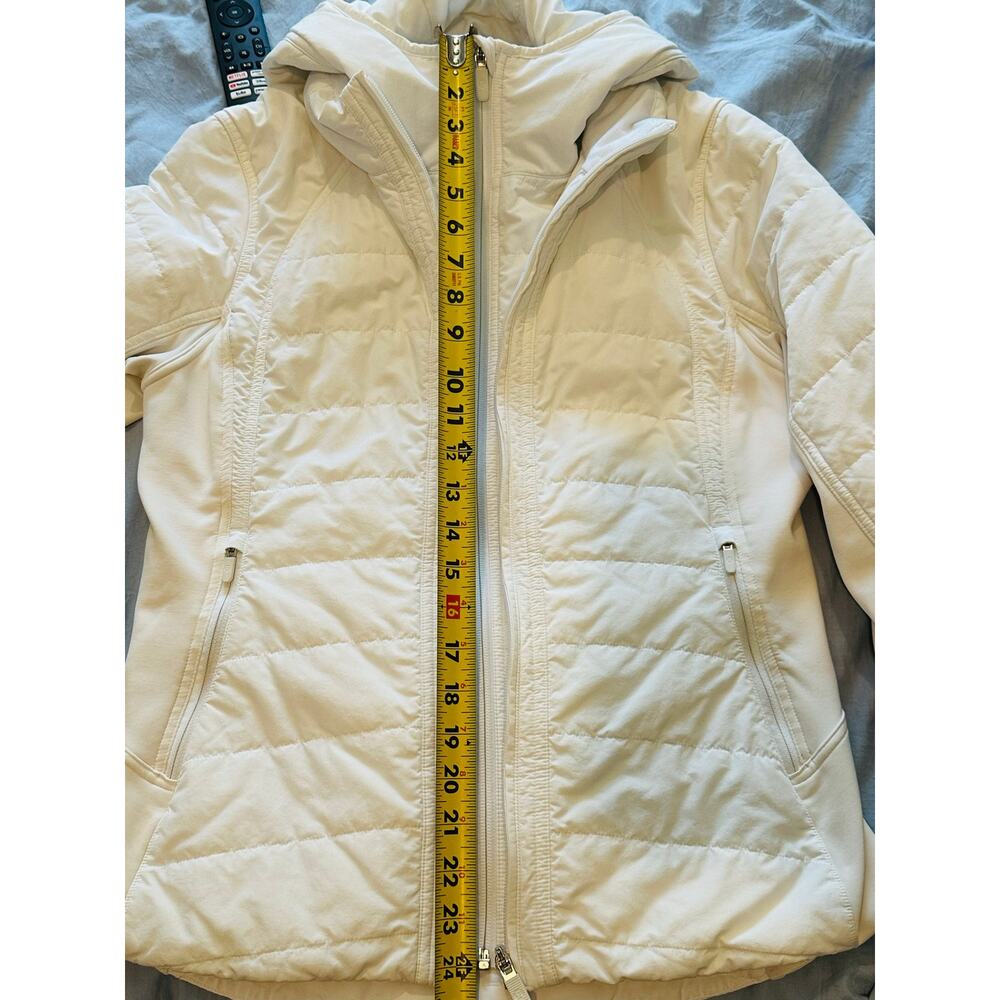 Lululemon Extra Mile Jacket White Removable Hood Insulated Winter Coat 10 - Picture 12 of 12